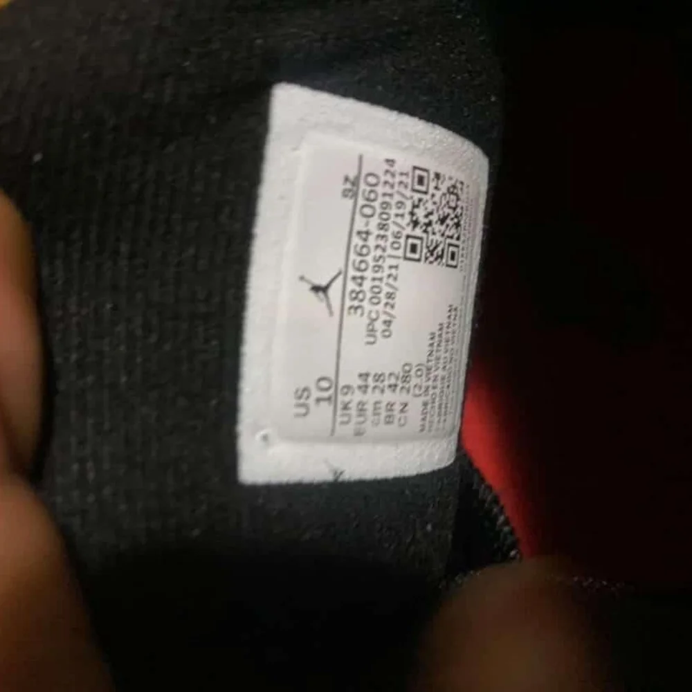 Jordan Black Sneaker with Red Lining - Picture 2 of 3